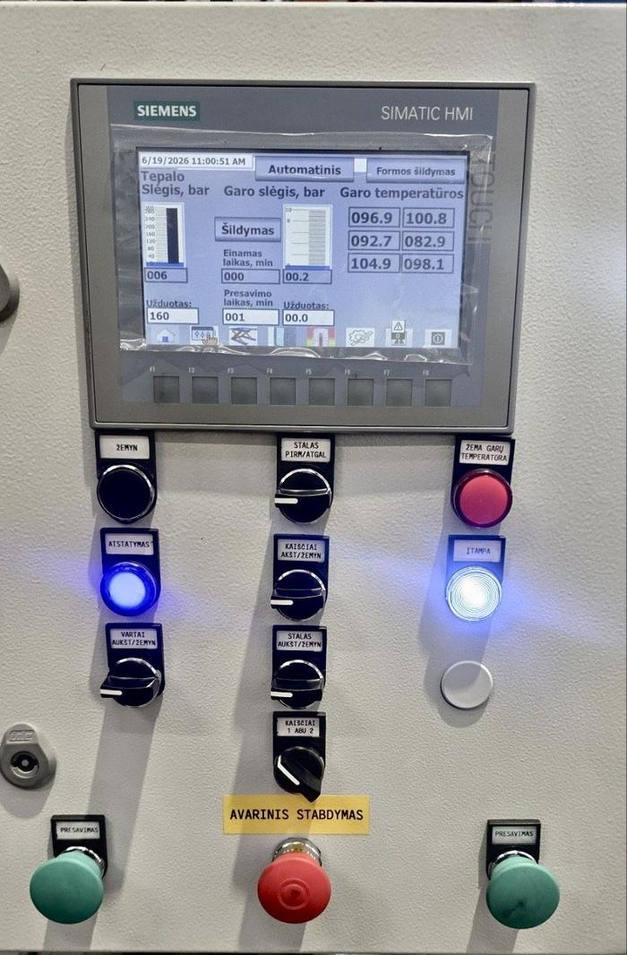 Preso valdymo pultas su Siemens SIMATIC HMI jutikliniu ekranu